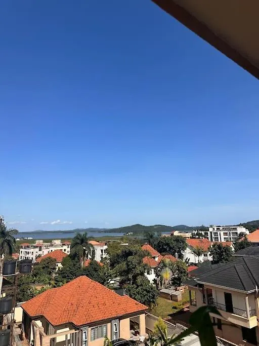 Luxury Lakeview Penthouse In Munyonyo Kampala 0*,