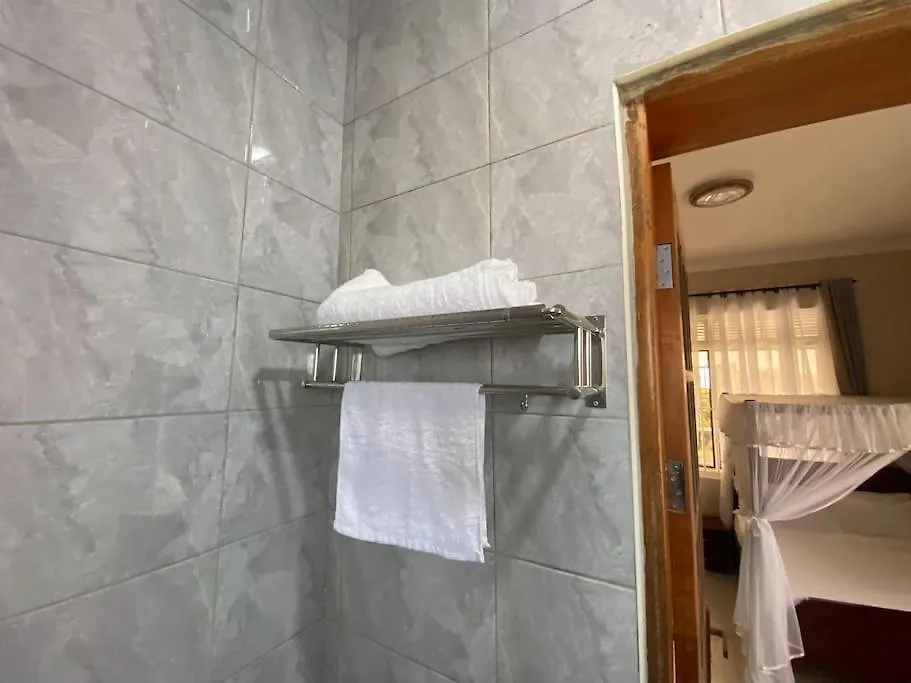 Luxury Lakeview Penthouse In Munyonyo 캄팔라 우간다